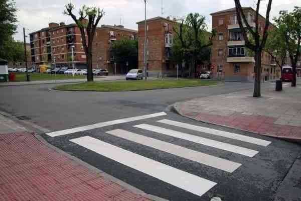 Toledo inicia en el barrio de Palomarejos la mejora de la señalización horizontal de las vías urbanas de la ciudad