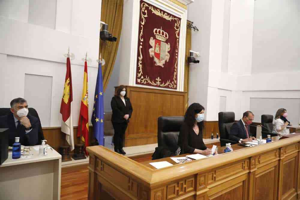 Unidad en las Cortes regionales para defender al sector agroalimentario de Castilla-La Mancha