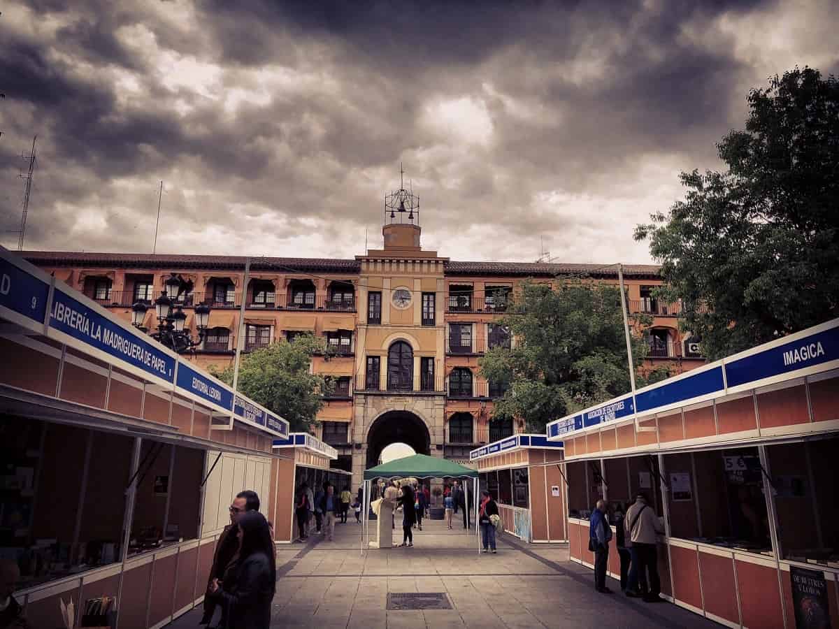 La toledana Isabel Vidal presentará su primera obra en la Feria del Libro de Toledo