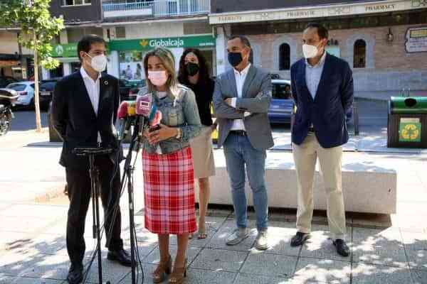 Milagros Tolón participa en la presentación de un novedoso sistema de reciclaje con recompensas y premios sostenibles