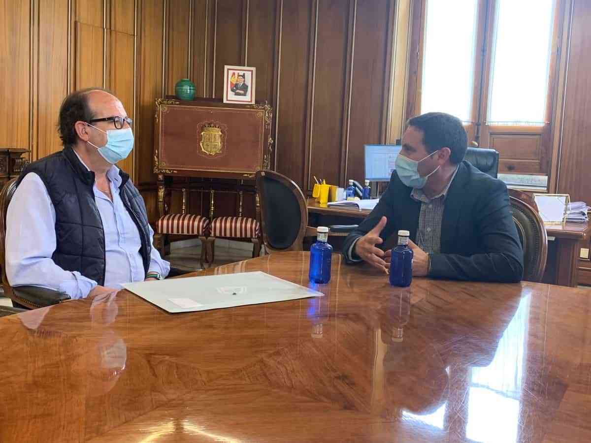 Ilustración de la fachada del Palacio Provincial de Cuenca por el artista Pedro Romero Sequí