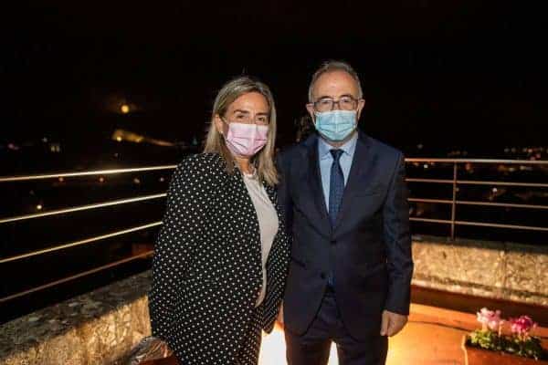 La alcaldesa de Toledo asiste en la Catedral de Santiago de Compostela a la misa y ofrenda nacional al Apóstol en el Año Santo Compostelano
