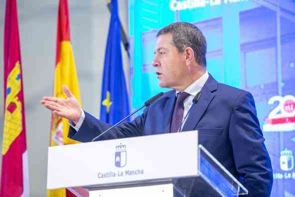 García-Page anuncia que se triplican las ayudas para convertir los trabajos temporales en estables “tras el aluvión de peticiones recibidas”