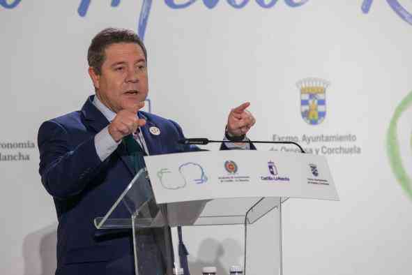 García-Page anuncia un Centro de Interpretación de la Naturaleza en el Dehesón del Encinar, en Oropesa (Toledo)