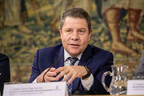 García-Page anuncia un programa de empleo que beneficiará a 2.000 desempleados de larga duración y jóvenes sin formación