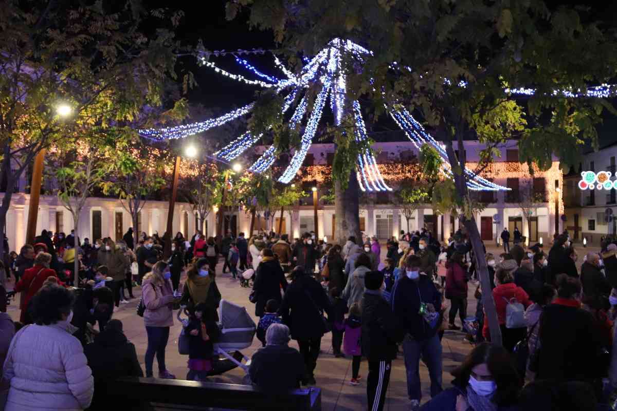 Las fiestas navideñas han llegado a Manzanares y son la ocasión para apoyar al comercio y hostelería