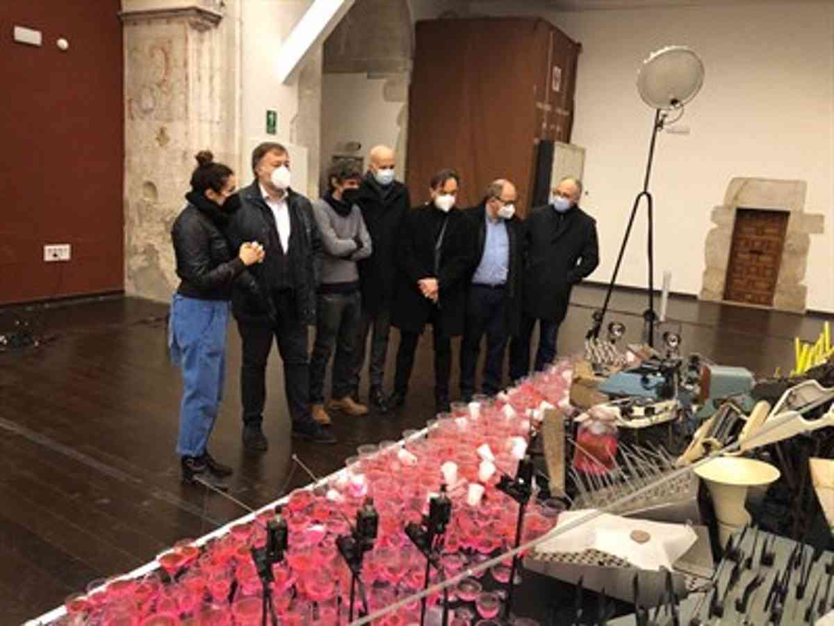 Teatro expansivo ‘No me hizo Joan Brossa’ en la iglesia de San Andrés de Cuenca