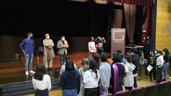 El Gobierno local apoya el proyecto Erasmus+ del IES Princesa Galiana que reúne a estudiantes de otros países europeos