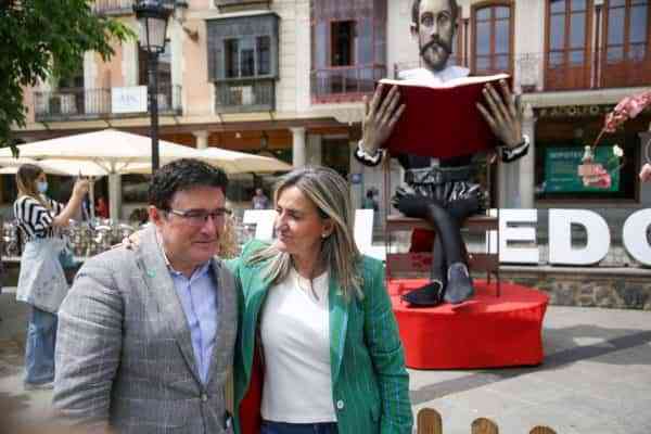 Más de 30 presentaciones de libros se darán cita en la Feria del Libro de Toledo que ha sido inaugurada hoy por la alcaldesa
