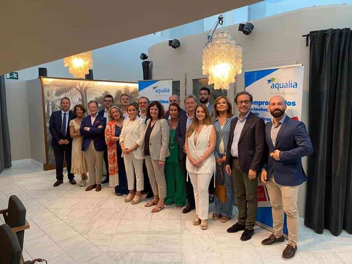 Club Conecta reedita foro protagonizado por Milagros Tolón y departen sobre economía, política y perspectiva electoral