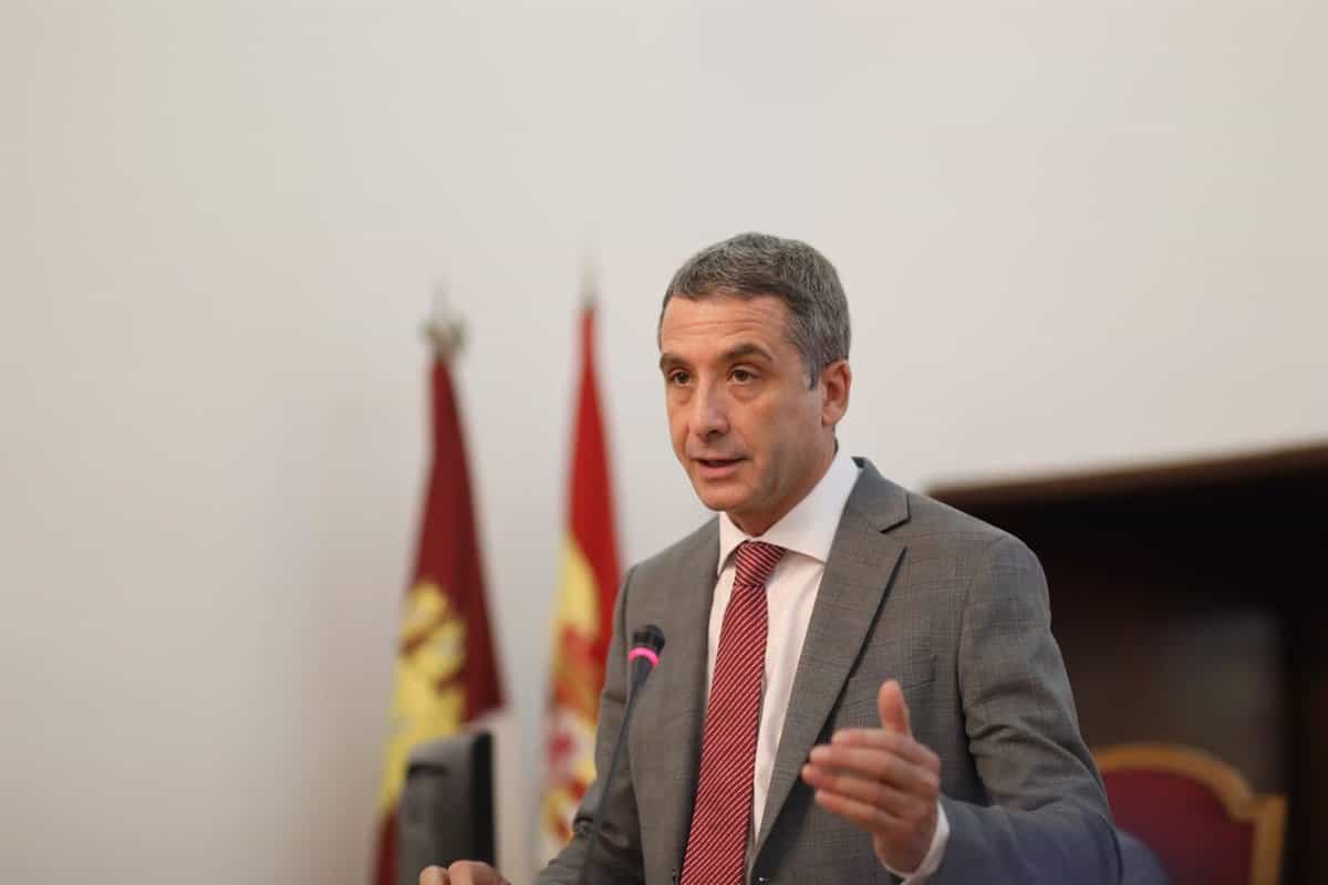 Cs pide reducir la presión fiscal y las desigualdades en Toledo para ofrecer una ciudad que "convenza para quedarse"