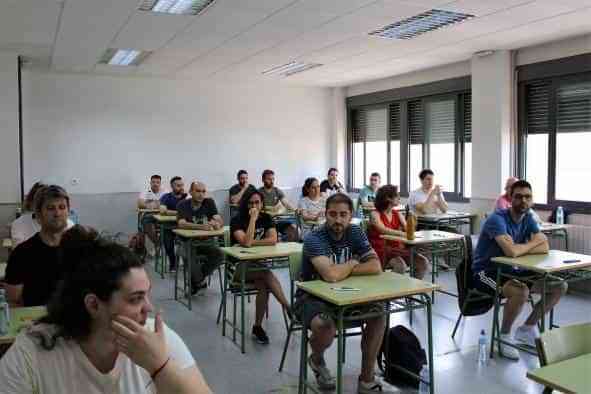 El 82 por ciento de los llamados a ocupar una de las 1.035 plazas al Cuerpo de Maestros han participado en el proceso de oposición