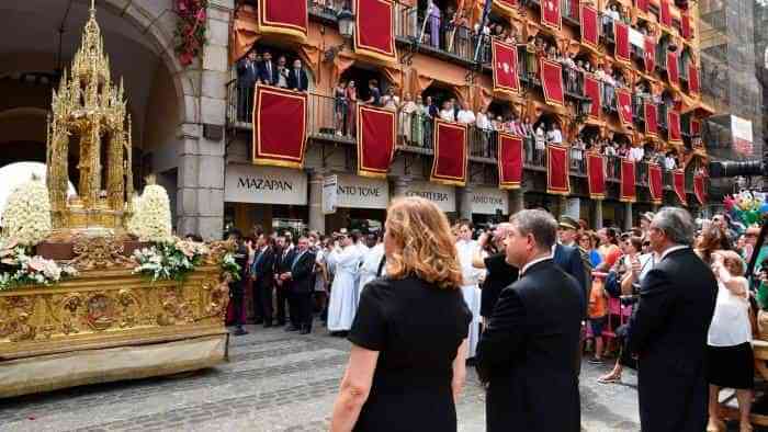 Emiliano García-Page destaca la importancia cultural de la festividad del Corpus Christi, “independientemente de las creencias religiosas”