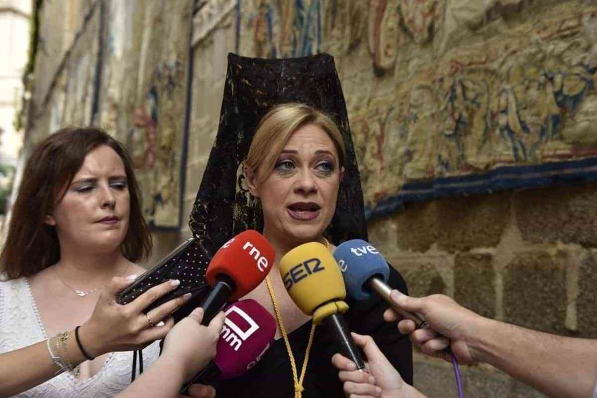 Picazo anima a los turistas a visitar Toledo, engalanado para vivir su Corpus, y destaca el "potencial" de la ciudad