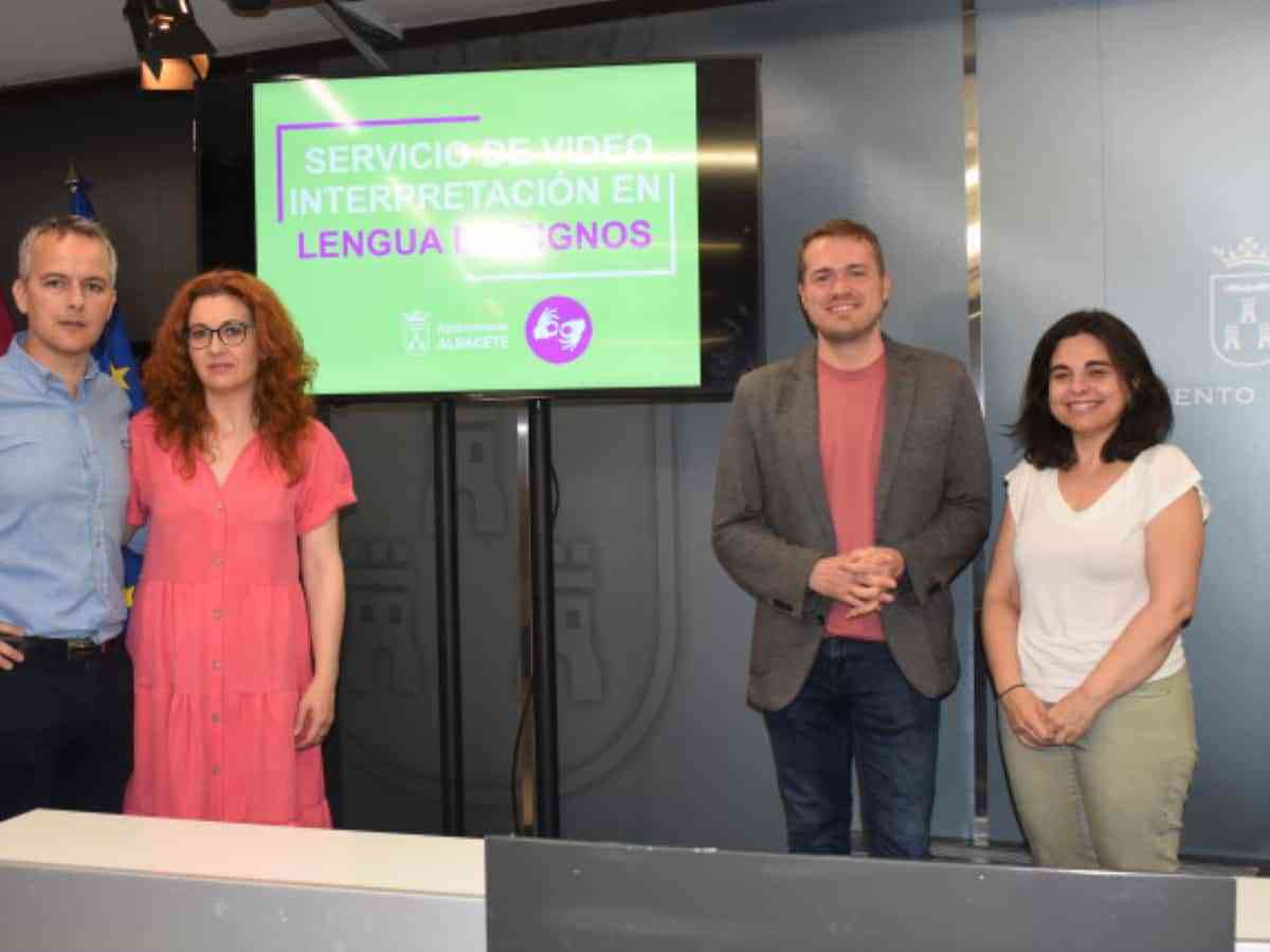 Servicio de videointerpretación en lengua de signos para consultas y trámites en el Registro Municipal y  Servicios Sociales  de Albacete