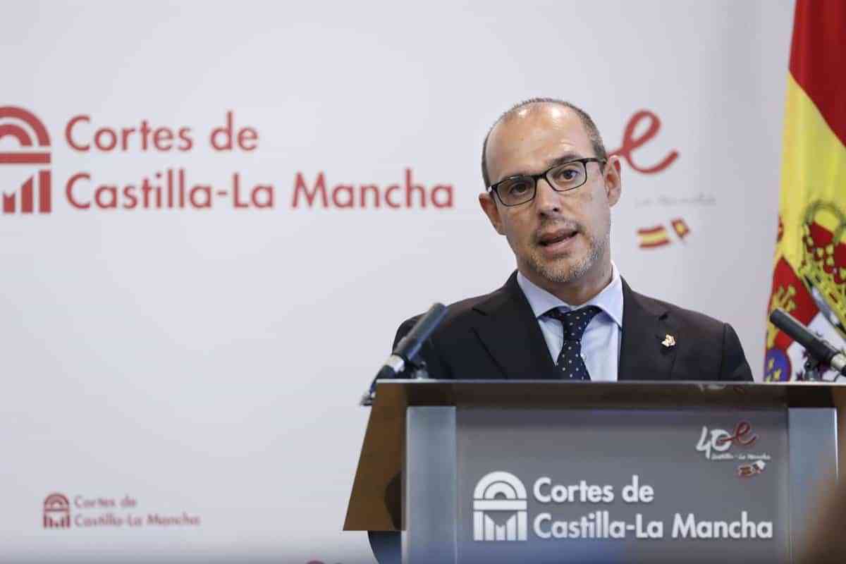 Bellido destaca "la enorme productividad" de las Cortes de C-LM, que culminan el periodo de sesiones con siete leyes más