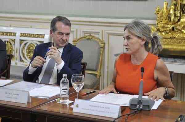 Milagros Tolón defiende el papel de los ayuntamientos en la gestión de los más de 20.000 millones de euros asignados de Fondos Europeos