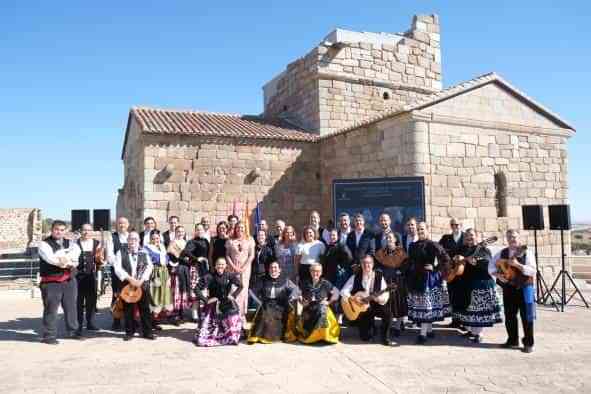 El Gobierno regional llevará a las aulas de Castilla-La Mancha el estudio de contenidos específicos sobre el folclore autonómico