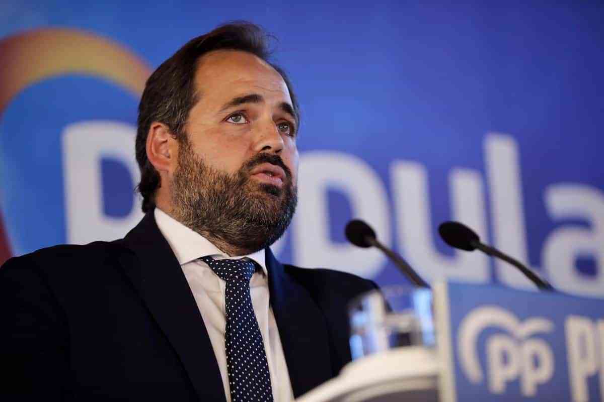 Núñez pide a Page que "exija" a Sánchez que "no indulte a los socialistas condenados por corrupción en Andalucía"