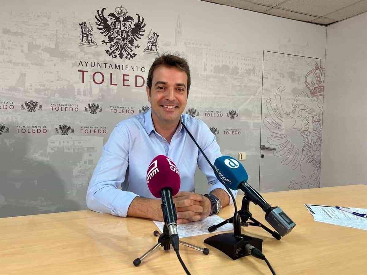 VÍDEO: Equipo Gobierno Toledo valora propuesta de IU de fuegos artificiales silenciosos aunque llega tarde para este año