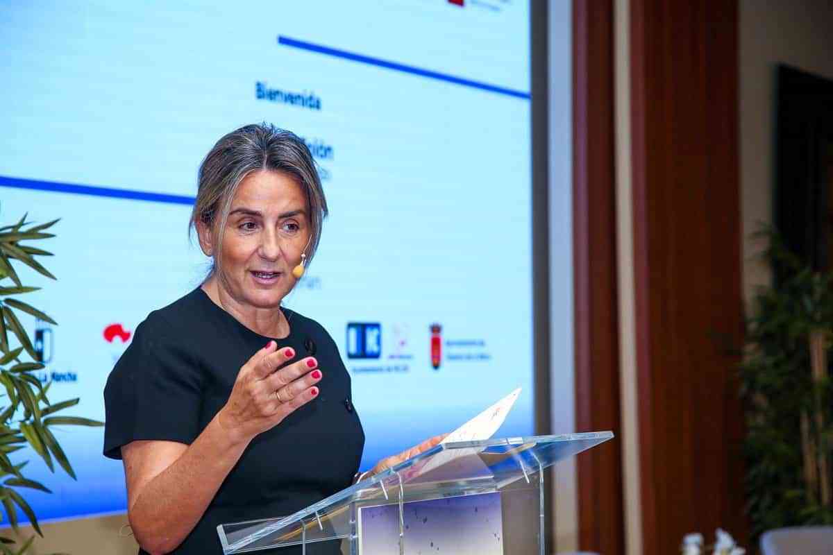 Tolón se desmarca de Page, aboga por usar Comité Federal para debatir y se posiciona con Sánchez pidiendo "unidad"