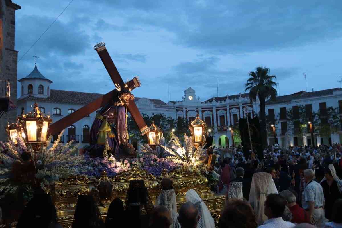La esperada salida procesional de Nuestro Padre Jesús del Perdón en Manzanares luego de dos años de parón por la pandemia del COVID-19