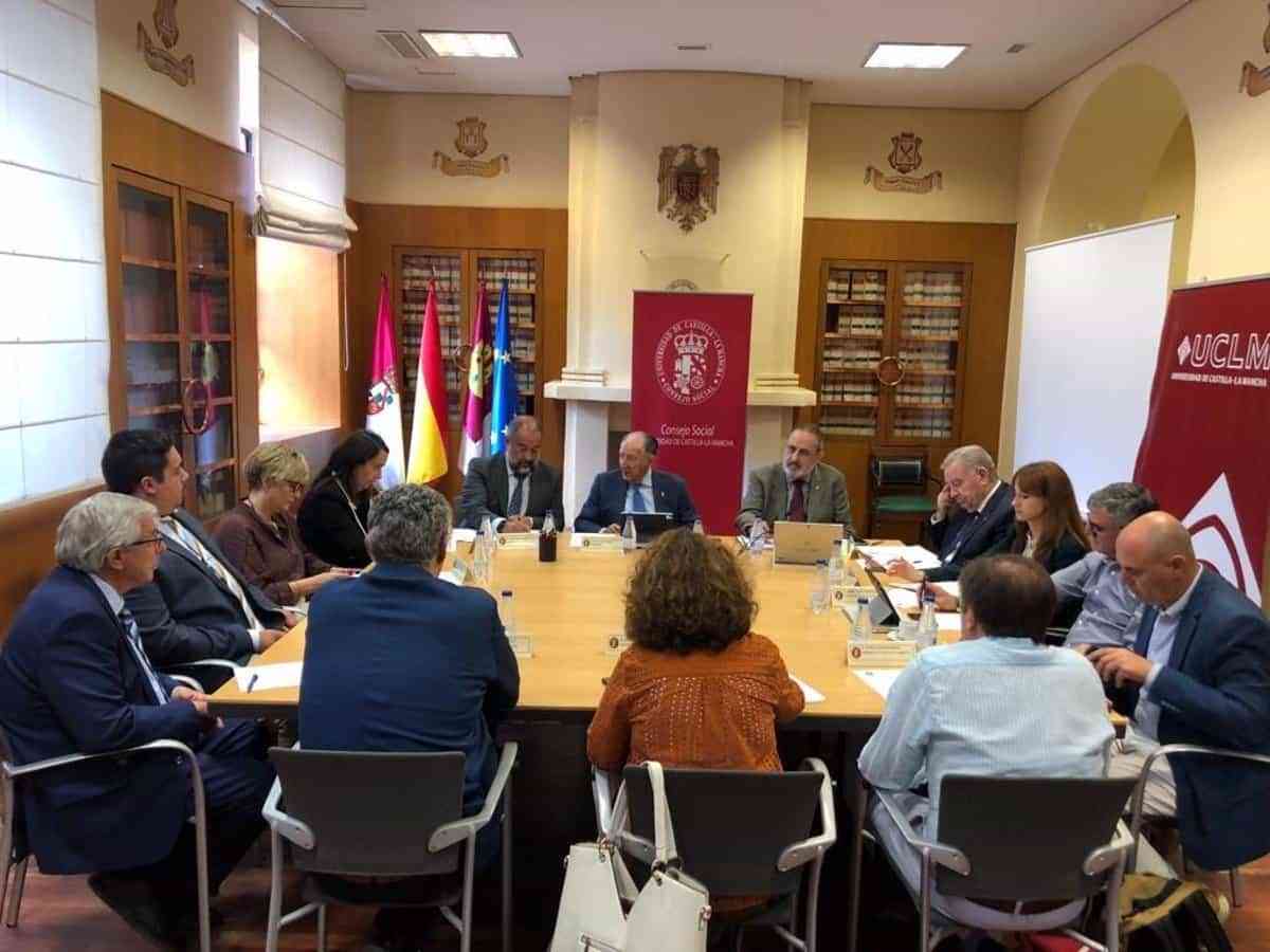 El Consejo Social aprueba la implantación de las nuevas titulaciones de la UCLM