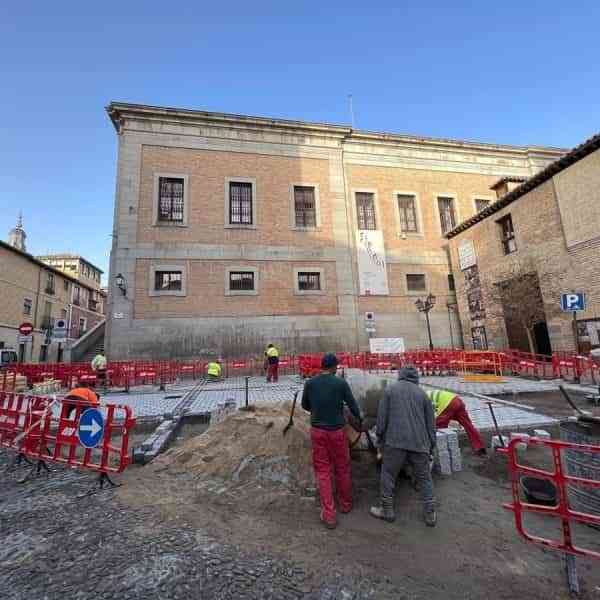 La calle de la Plata de Toledo quedará cortada a partir del lunes por las obras de la plaza de San Vicente
