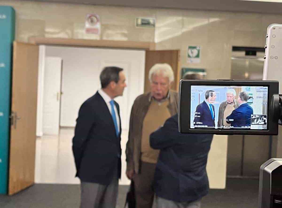 Page conmemora los 40 años de victoria socialista ensalzando a González: "Gestionó la esperanza, y es de lo más difícil"