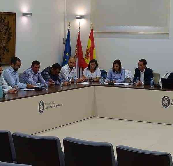 Tensión y discordancias entre los grupos políticos de Quintanar de la Orden en el pleno ordinario celebrado este viernes