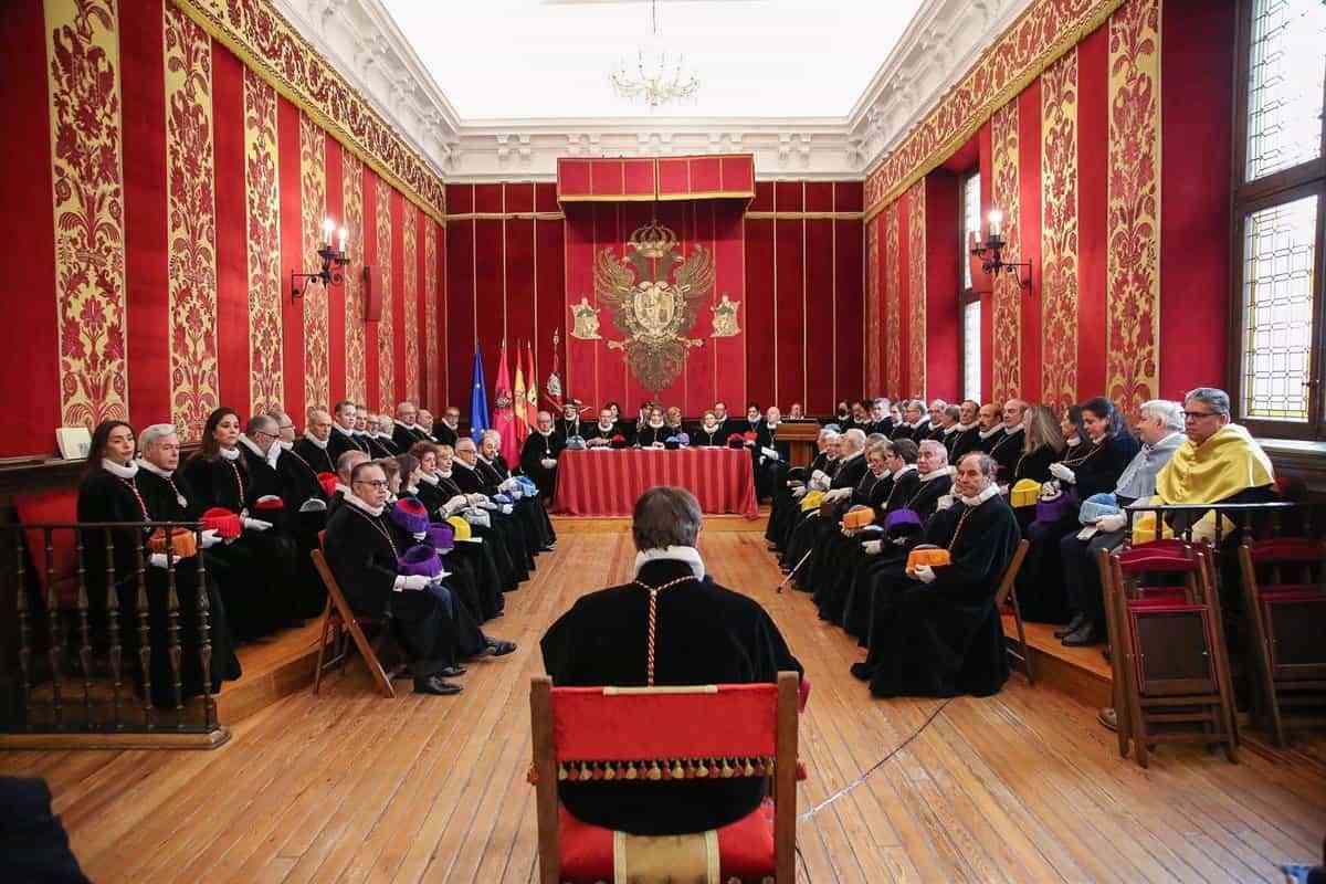 Tolón propondrá a la Junta Pro Corpus que la Cofradía Internacional de Investigadores reciba la próxima Tarasca de Honor