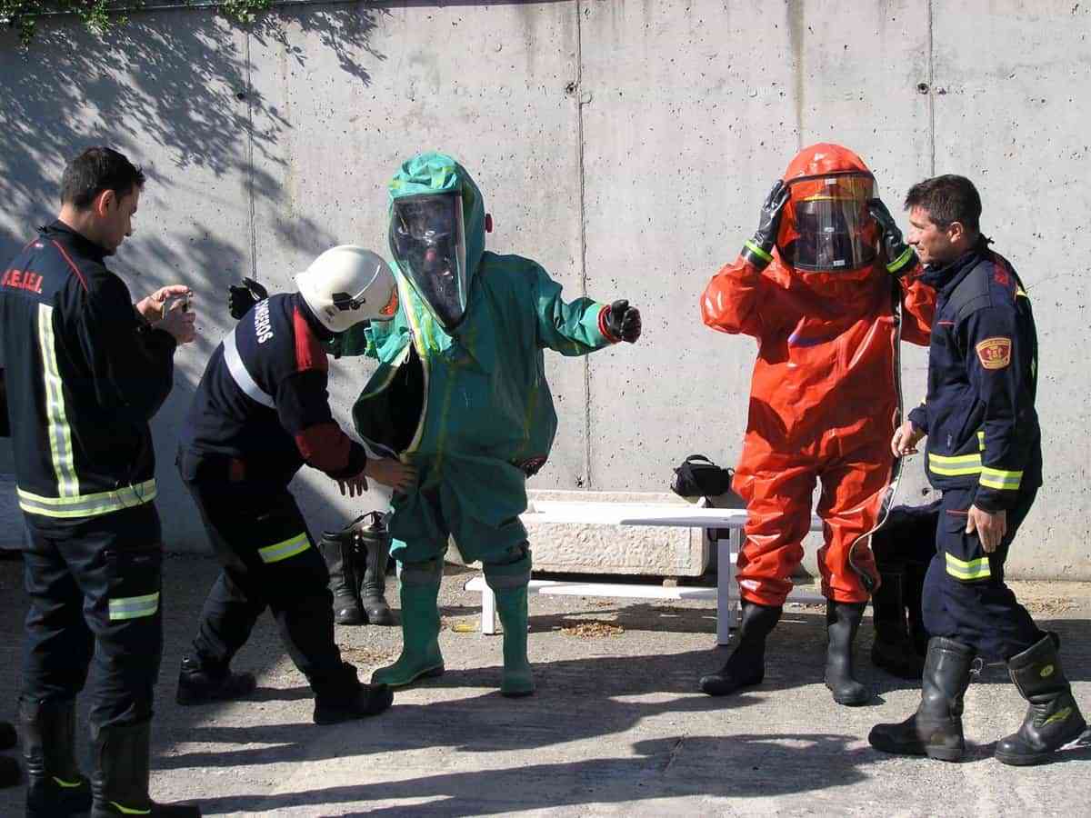 VÍDEO: Robo de fuentes radiactivas y su presencia en un accidente protagonizan simulacro en Toledo con 200 participantes