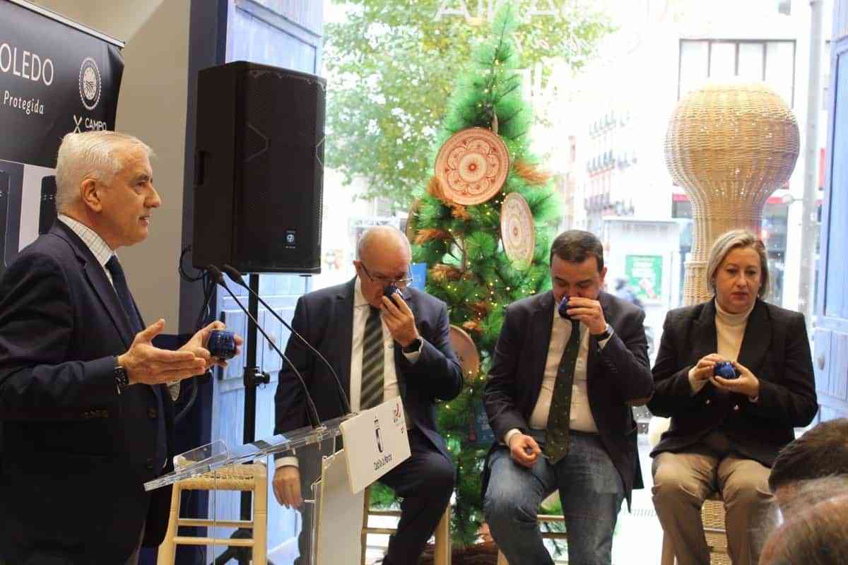 Sabores frutales, vegetales, amargos y picantes se mezclan en el AOVE de la nueva cosecha de la DOP Montes de Toledo