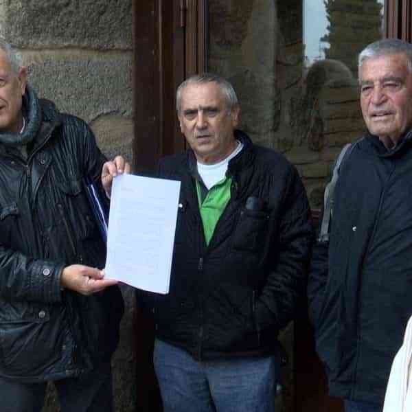 VÍDEO: Vecinos de Río Yedra en Toledo piden intervención de Fomento ante deterioro de viviendas en una carta a Page