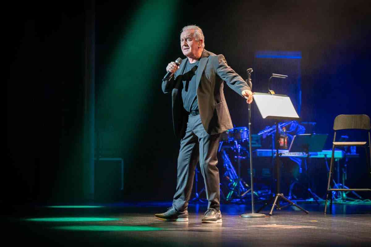 Víctor Manuel y Desakato Ofrecen Espectáculo en las Fiestas del Polígono de junio