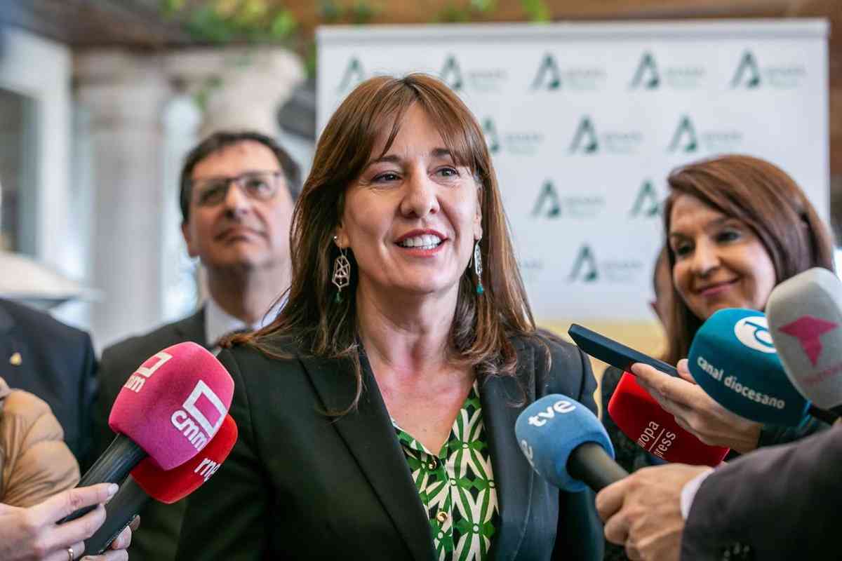 Castilla-La Mancha aplaude la ley de paridad del Gobierno y promueve cuotas hasta lograr equidad efectiva.