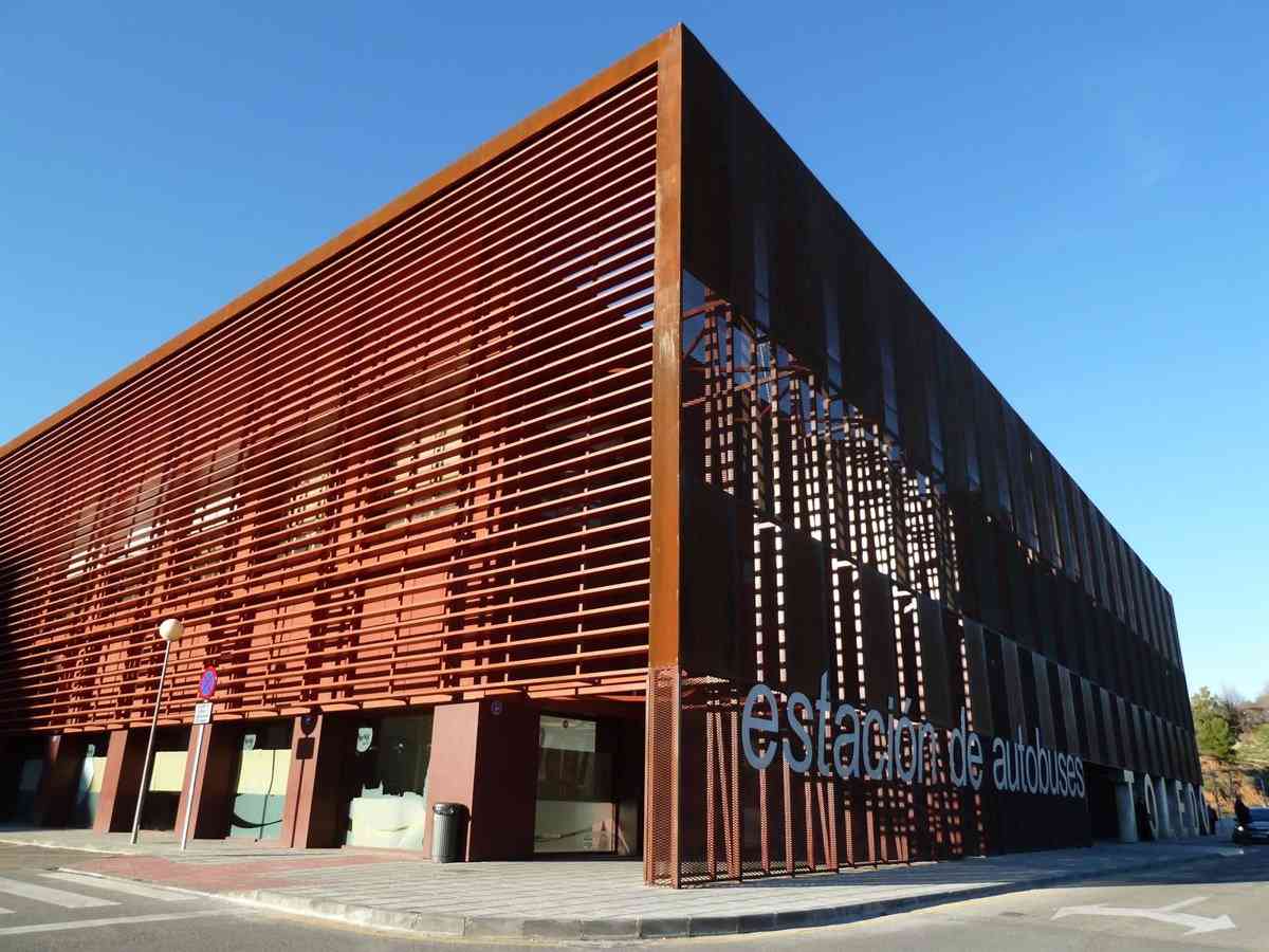 UGT solicita medidas de seguridad adicionales después de la agresión a un conductor de autobús en la estación de Toledo