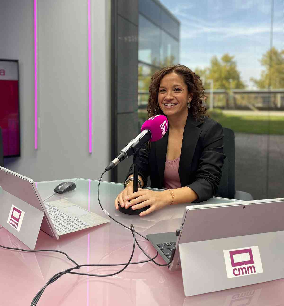 La Plataforma 8M Toledo entregará el I Premio “La Teta Violeta” a la periodista de CCM Radio Mayra Herrero