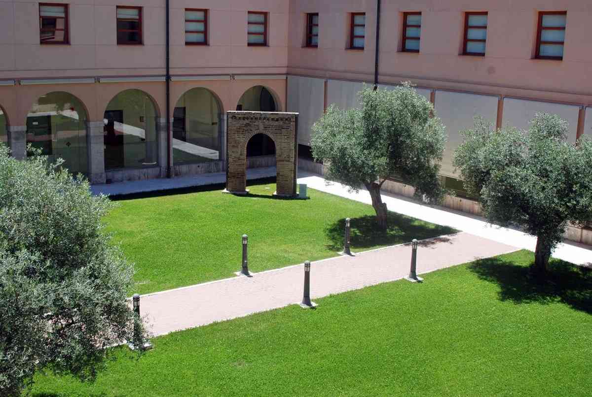 La UCLM ofrecerá cuatro nuevos grados aprobados por ANECA para el próximo curso.