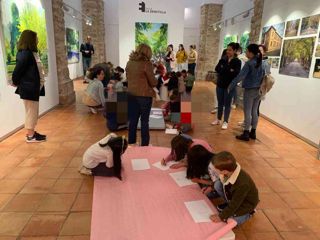 La Escuela Infantil Pim Pon de Quintanar visita la exposición Colón