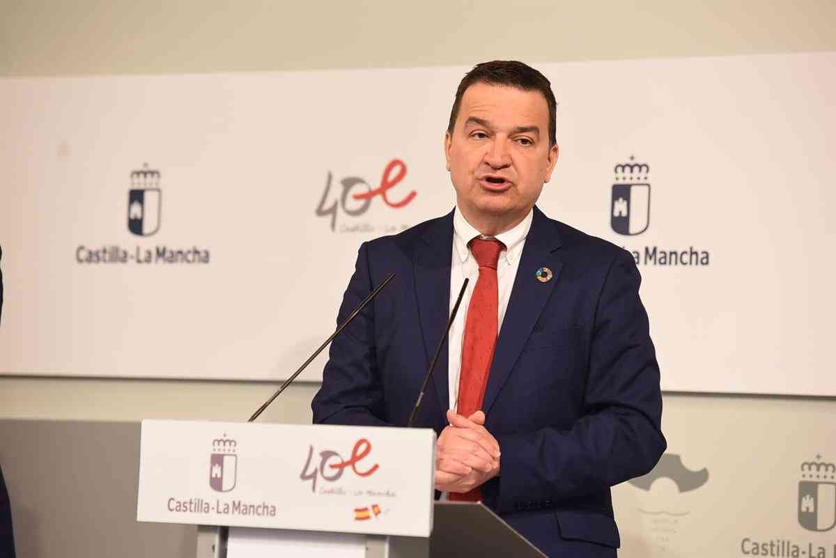 Castilla-La Mancha defiende su posición respecto a la Diputación de Alicante en controversia por recurso en el Plan del Tajo.