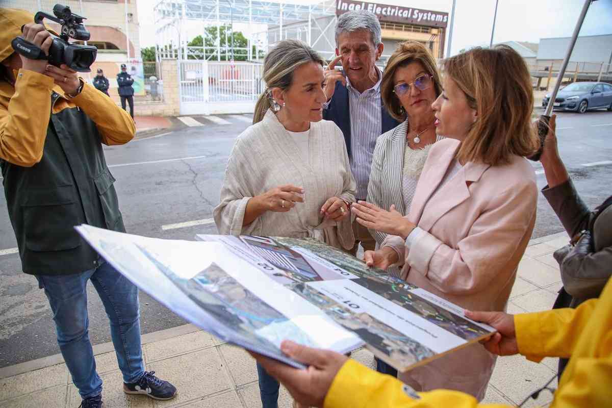 La ministra de Transporte confirma la construcción de la estación del AVE Madrid-Toledo-Lisboa en el barrio del Polígono.