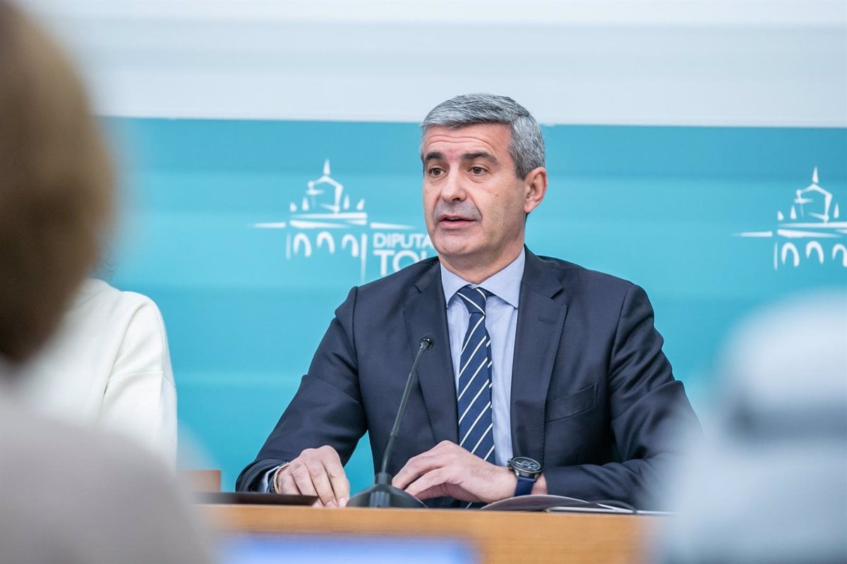 El PSOE pide a Núñez que intervenga en La Guardia, Rielves y Pelahustán debido a los pactos del PP que son contrarios a los principios socialistas.