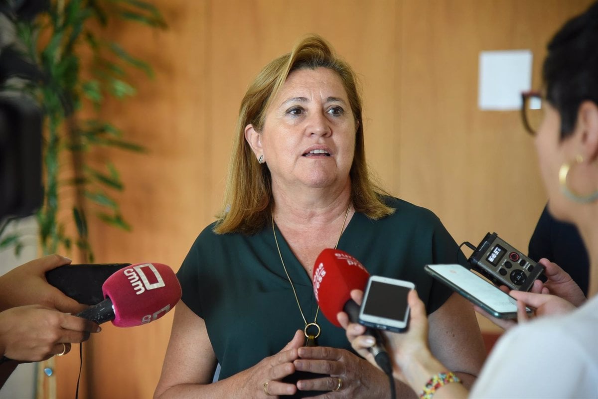 Se incrementarán los profesores en los institutos con más de 32 estudiantes en 1º de Bachillerato para mejorar la Educación.