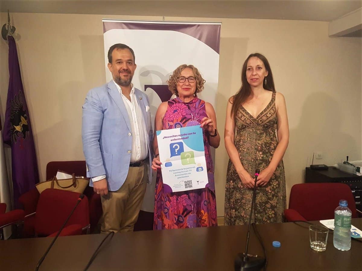 Campaña en Toledo: Farmacéuticos conectan a personas enfermas con asociaciones de pacientes