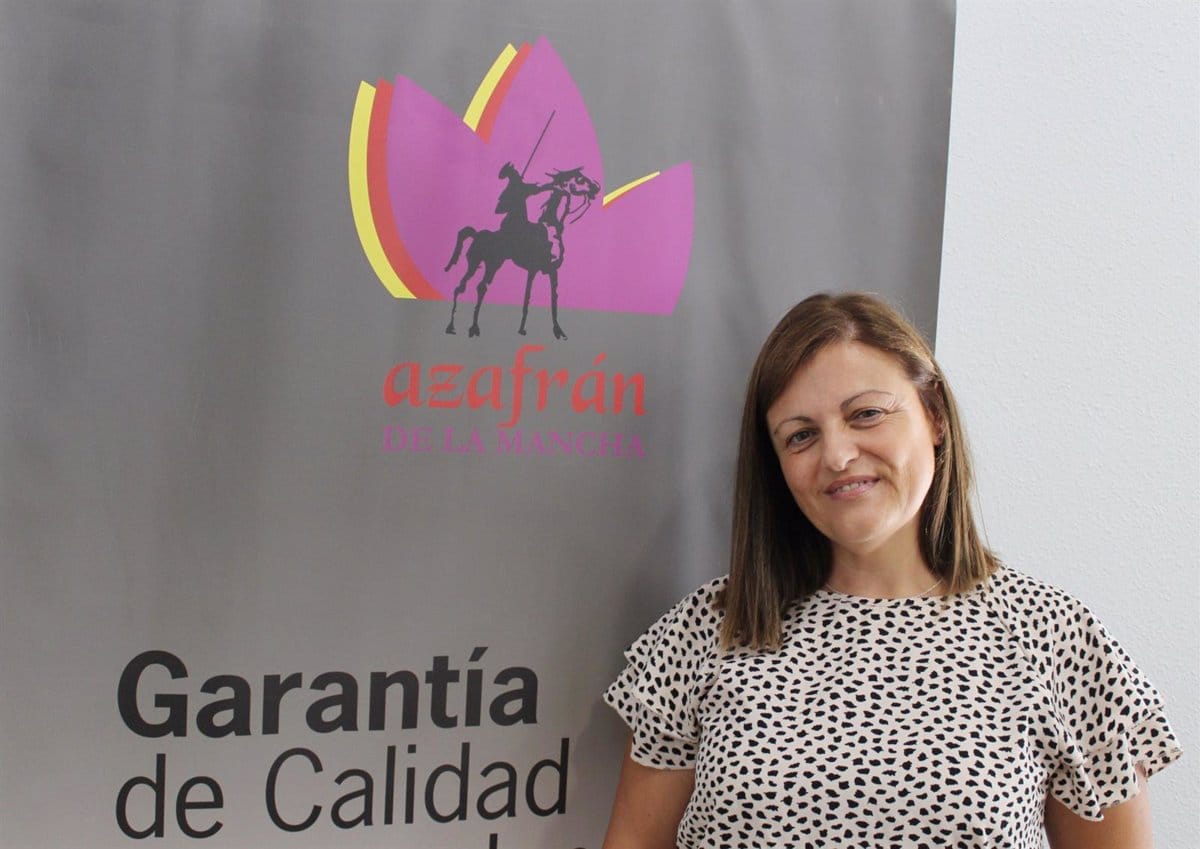 Valentina Cabra, pionera en liderar la Fundación del Consejo Regulador de la DOP Azafrán como mujer presidenta.