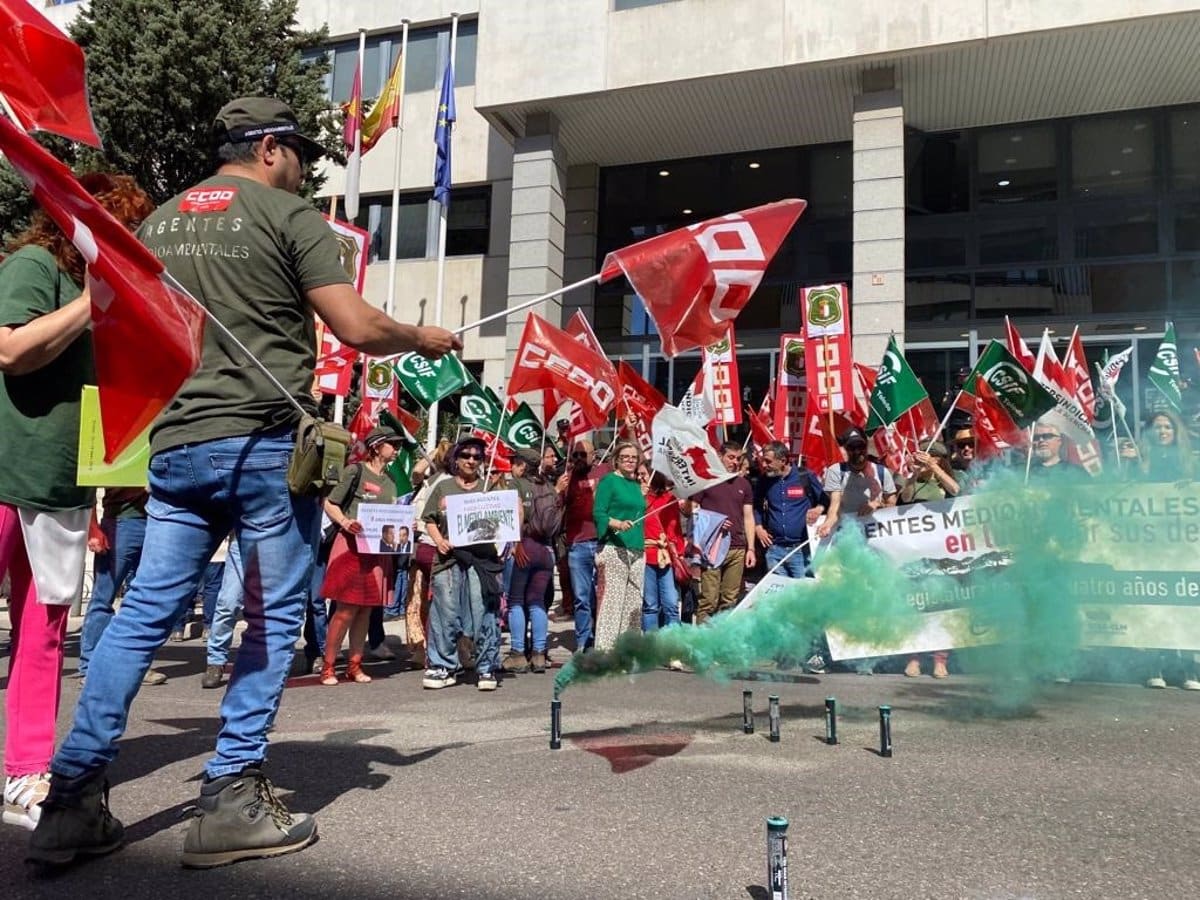 CCOO denuncia que la Junta no cumple con la remuneración justa en las guardias de incendios de los agentes medioambientales.