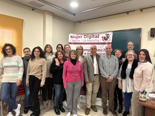 2.399 mujeres del medio rural participan en los cursos de formación digital ofrecidos por el Gobierno de Castilla-La Mancha