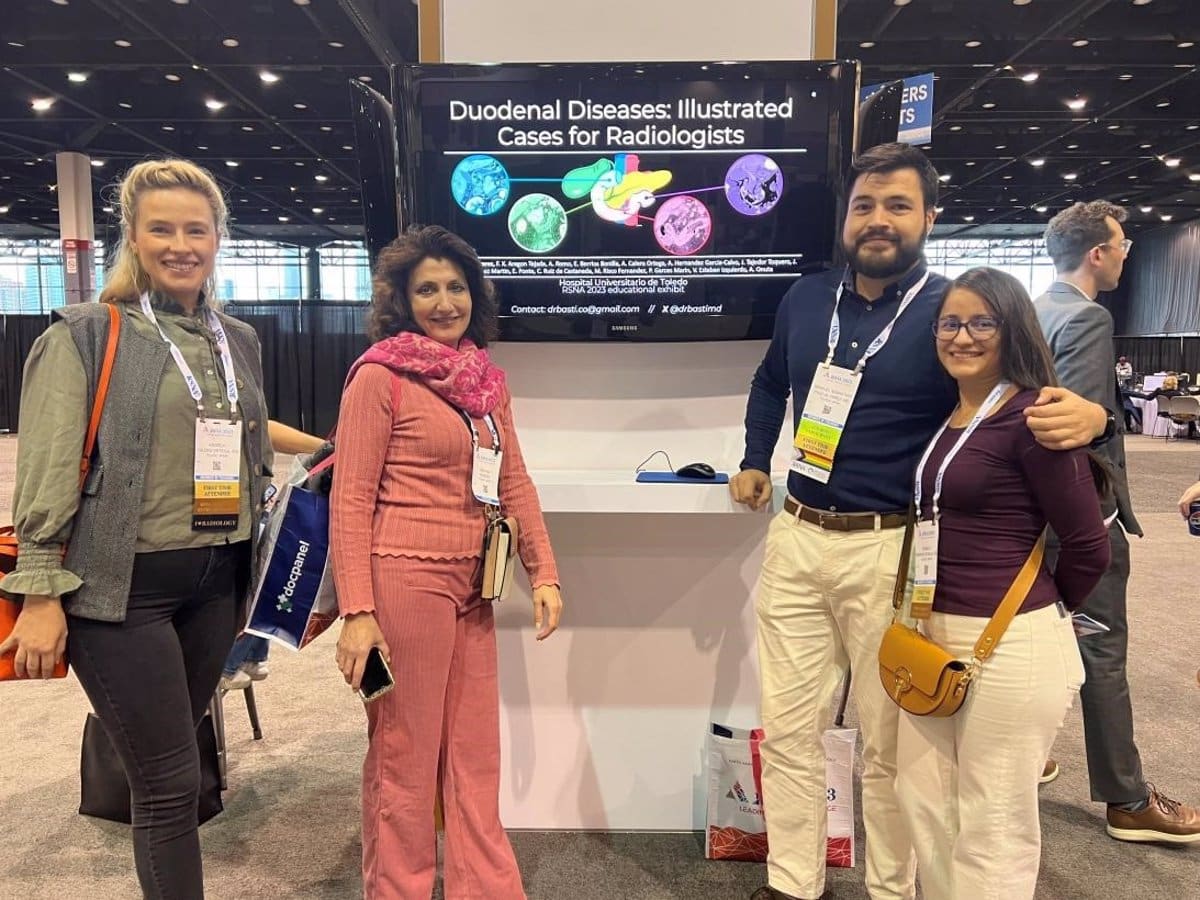 El equipo de radiología de Toledo recibe reconocimiento en el Congreso de Radiología de Chicago