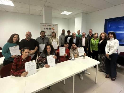 Seis desempleados encuentran trabajo gracias al programa DUAL del Gobierno regional